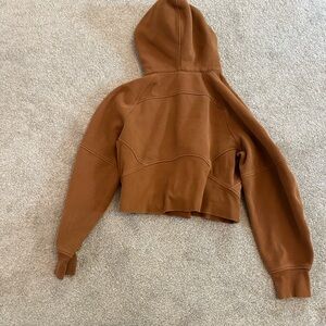 Brown lululemon scuba small medium